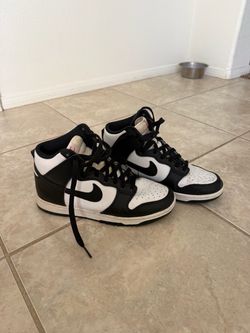 Nike Black & White High-Top Sneakers – Size 8 –