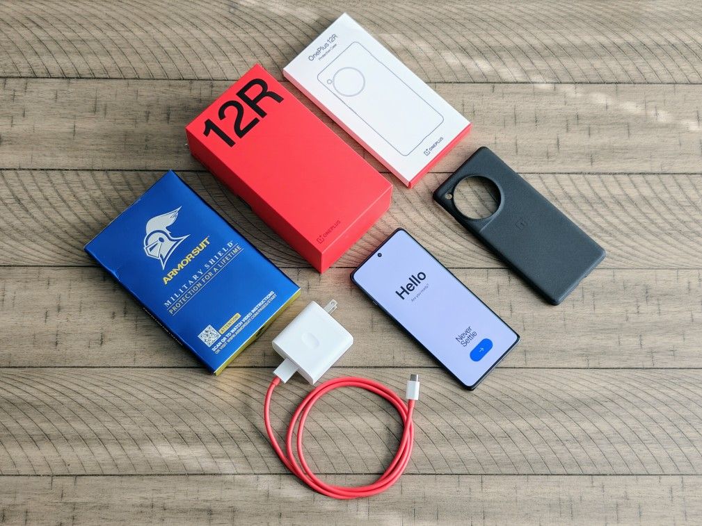 OnePlus 12R Unlocked Gray 16/256GB Sandstone Case Armorsuit Screen Protector