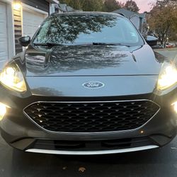 2020 Ford Escape