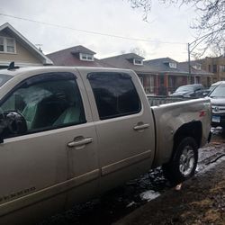 Chevrolet Silverado 1(contact info removed)
