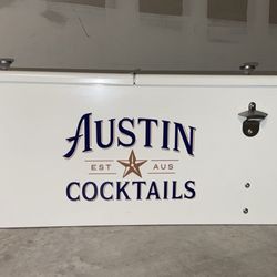 AUSTIN Cocktails Ice Chest