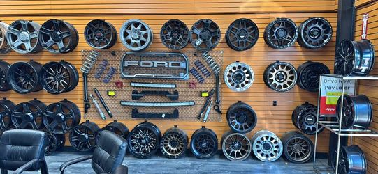Custom Aftermarket Wheels and Rims Tires Level kit Lift Kit Alignment Brakes Suspension