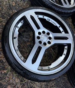 4 lug  19” HD Tuning Rims And Tires 