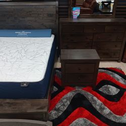 *Weekly Feature*---Peter Bold Queen/King Bedroom Sets---Starting At $799---Delivery And Financing👏