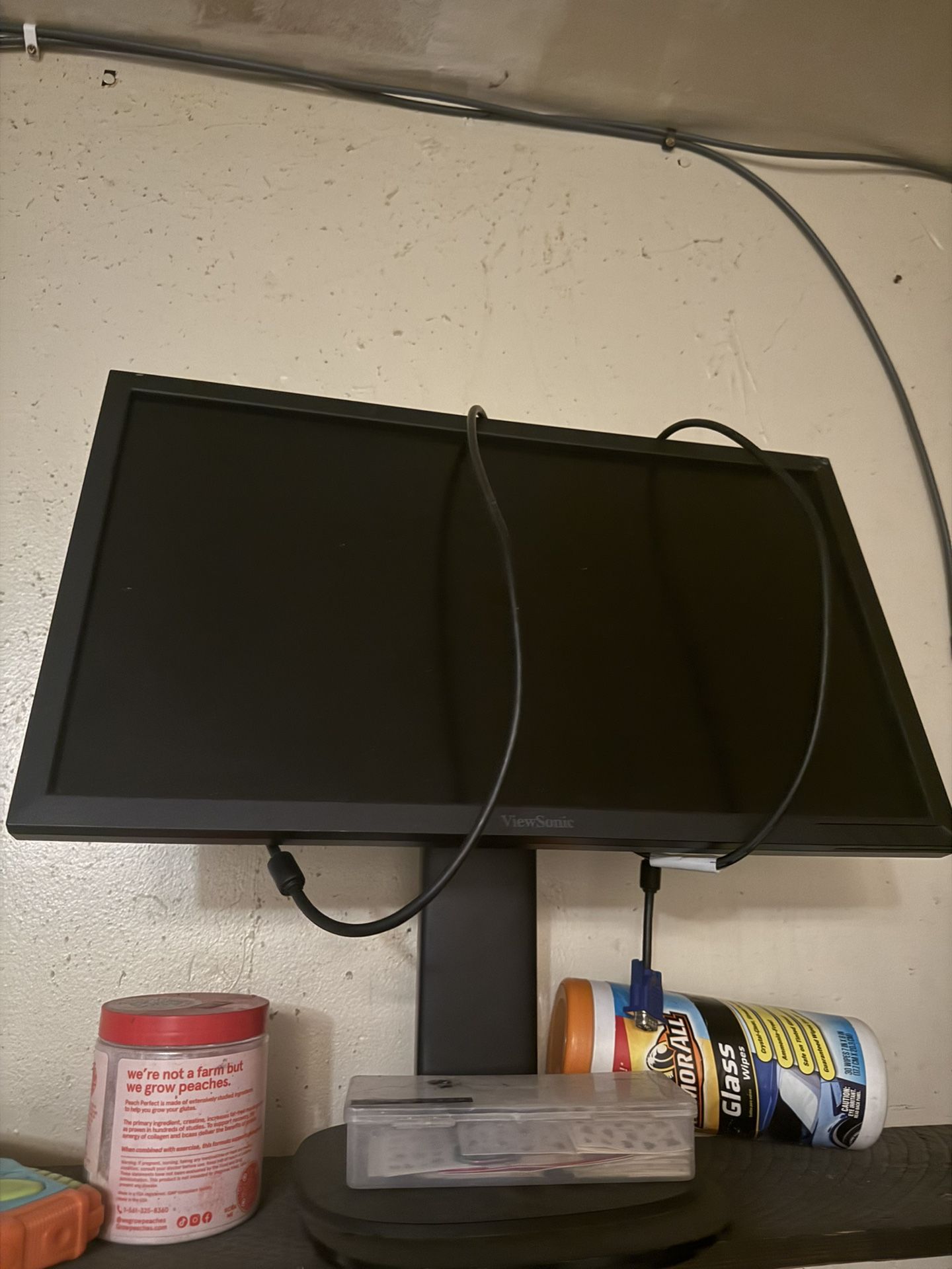 Monitor $10