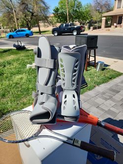 Medical boots
