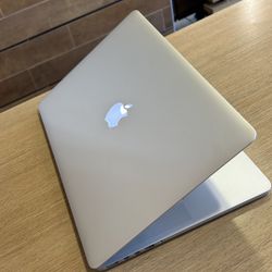 Apple MacBook Pro 15” Retina i7/16GB/500GB SSD $350 