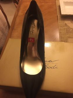 Brand new never use size 9.5