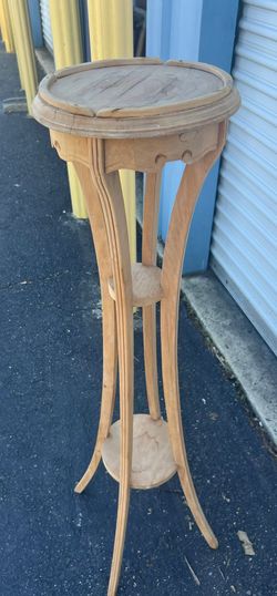 Pedestal or Plant Stand