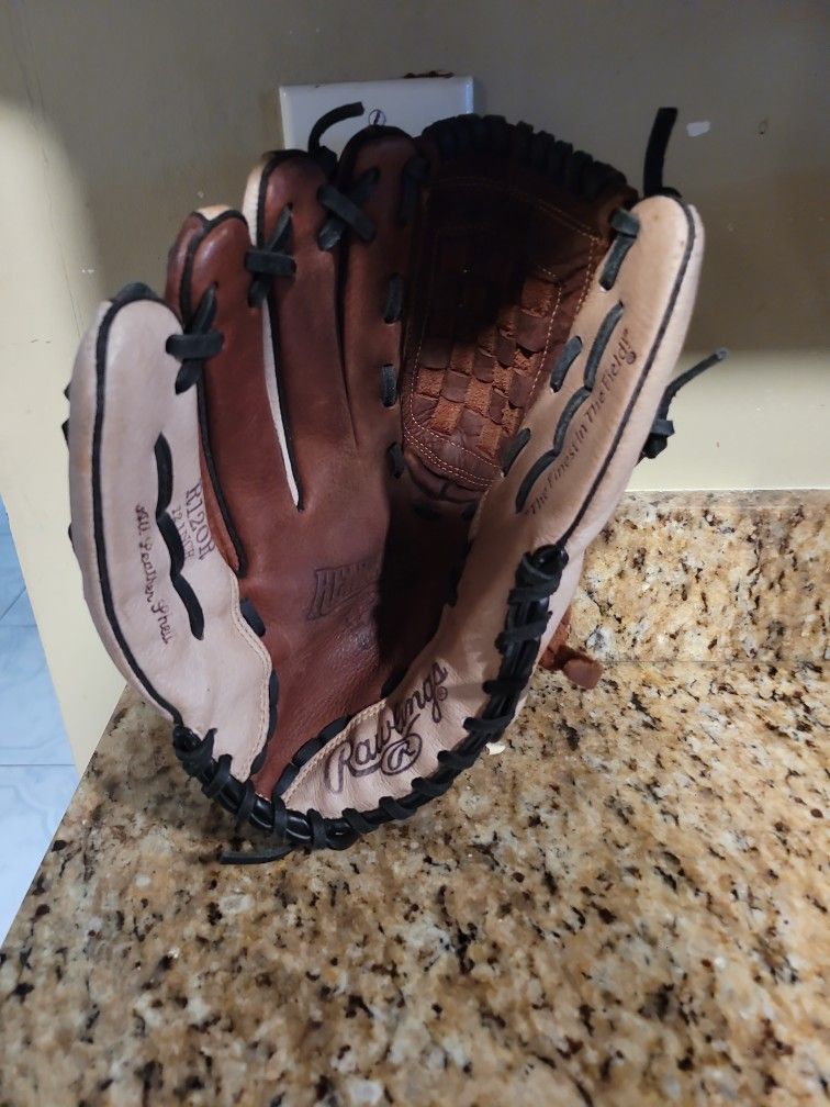 Rawlings Renegade 12-inch Glove