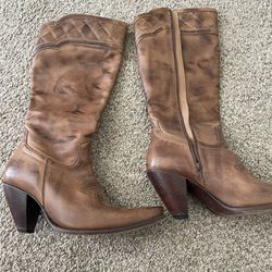 Charlie 1 Horse Womens 7.5 Boots