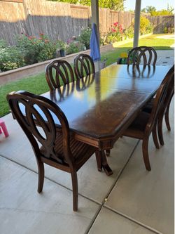 Dining set