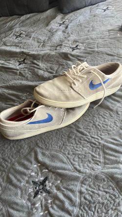 Nike Janoski