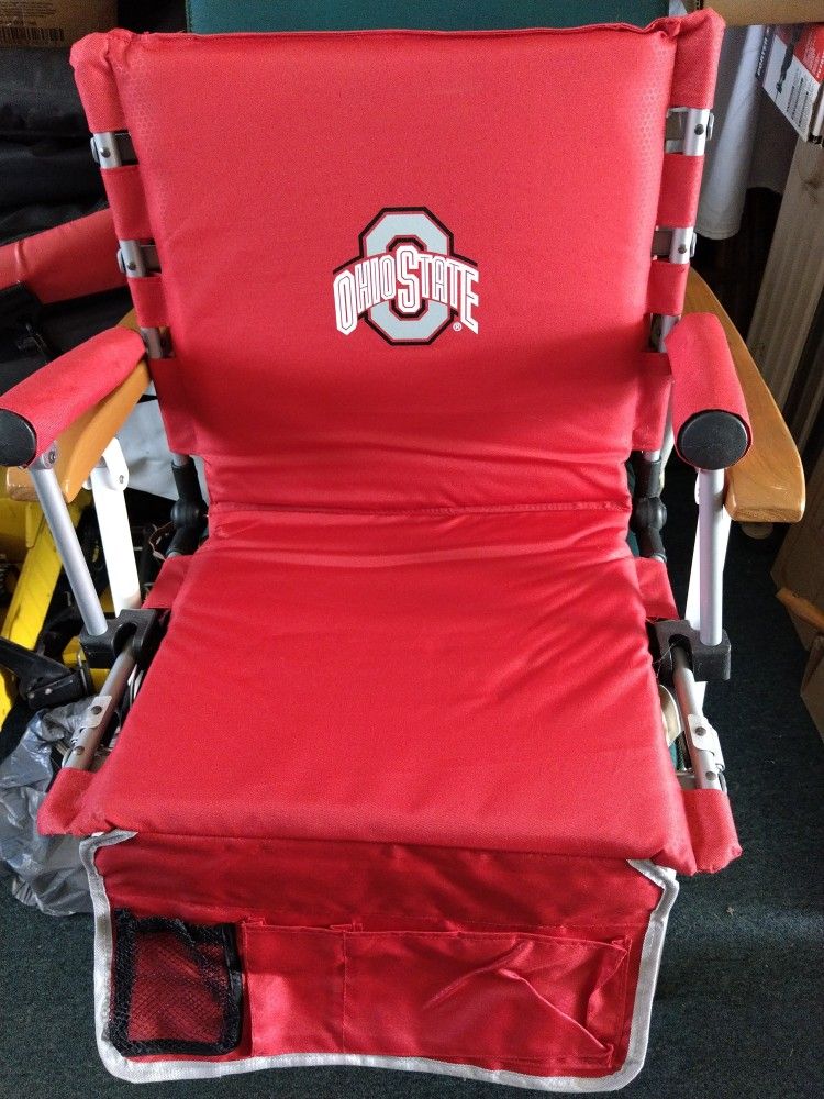 NEW Ohio State Folding Stadium Seat & Blanket