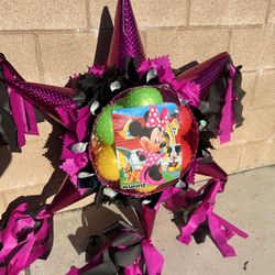 Minnie Mouse Star Pinata With Balls