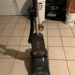 PowerLifter® PowerBrush Upright Carpet Cleaner

