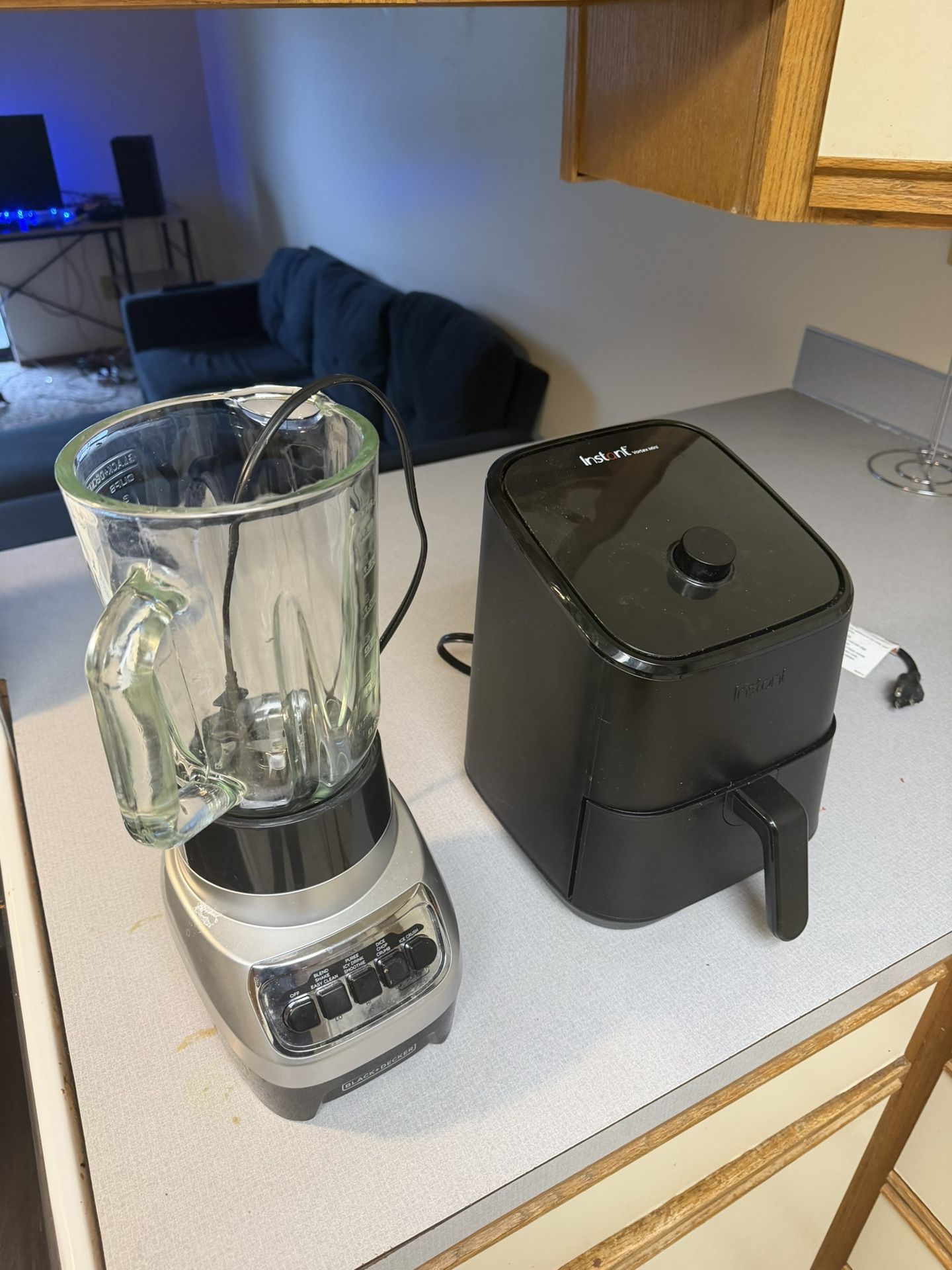 Air Fryer And Blender
