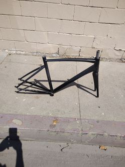 700 Giant Defy frame and Forks