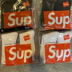 Supreme Socks