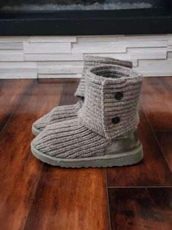 UGG Classic Cardy Kids Gray Suede Ankle Boots Button Round Toe US 3 UK 2