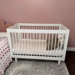 Baby Crib/toddler Bed