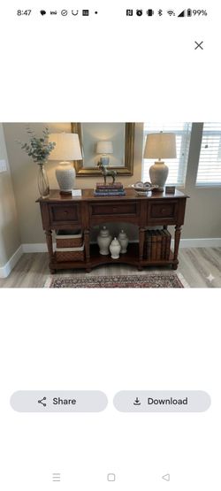 Entry way table