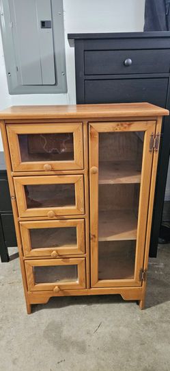 4 ft Pine Wood  Unit