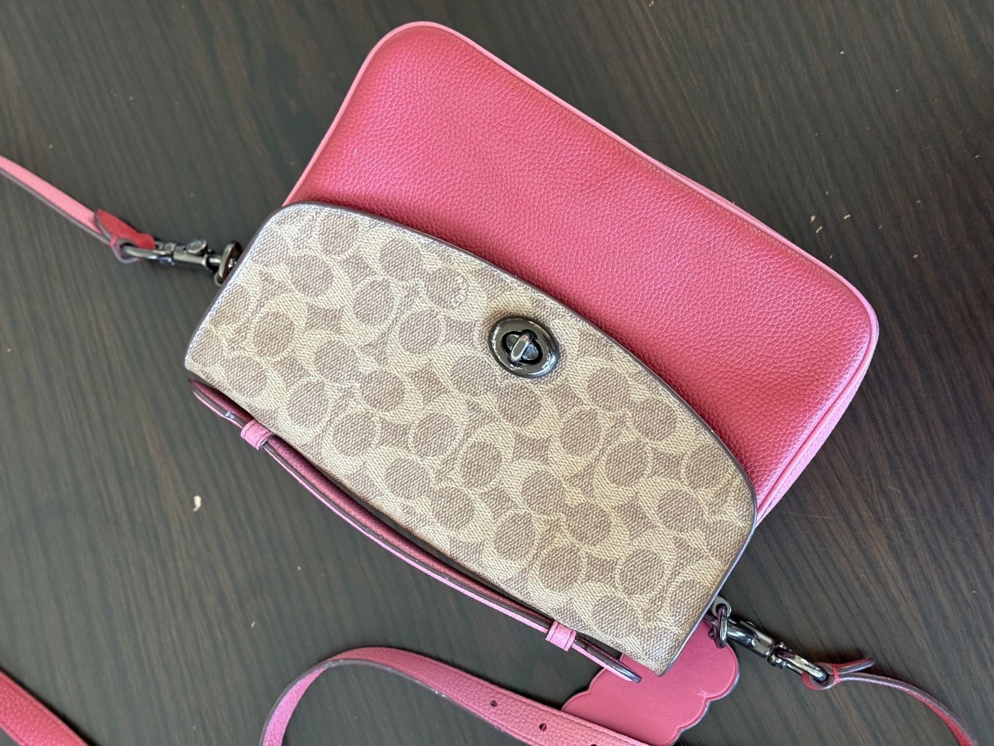 Coach Cassie Crossbody In Signature Blocking Tan Red/ Apple 74091 Bag