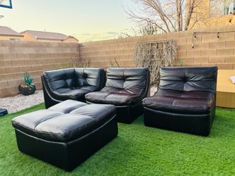 BEAUTIFUL Z GALLERIE 4PC SECTIONAL ( BROWN ) GREAT CONDITION 👌🏻😍 ( FREE DELIVERY 🚚 FIRST FLOOR ) PRICE IS FIRM $600