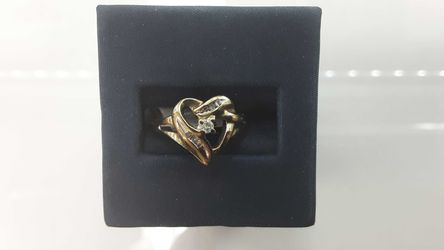 Yellow Gold 10k (.417) 2.7 grams Size 9