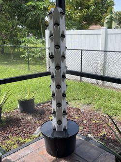 48 Pod Hydroponic Tower
