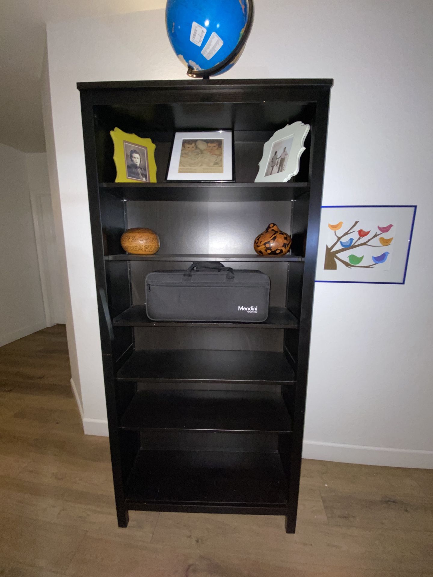 Bookshelf