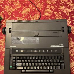 Brother Compactronic 300 Electric Typewriter