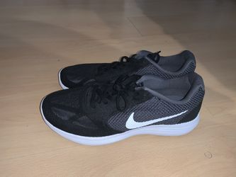 Nike size 11 shoes