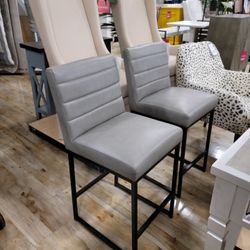 Counter height stool 