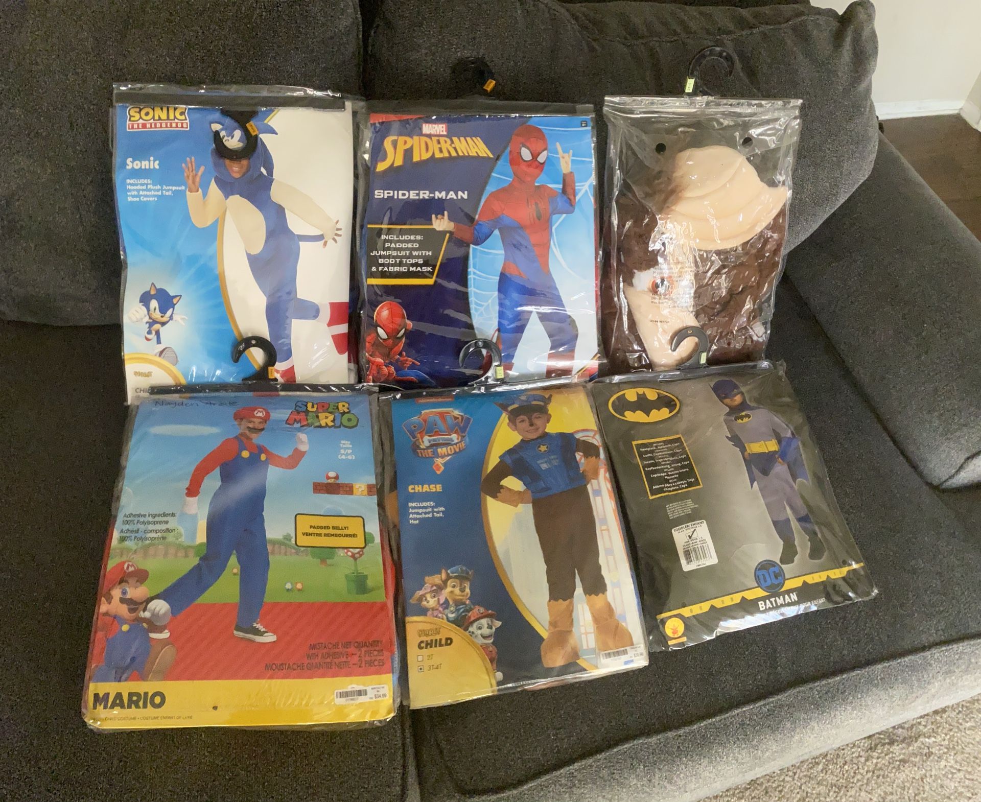 Halloween Costumes 