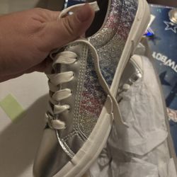 Michael Kors.. 7-7.5. $20 OBO 