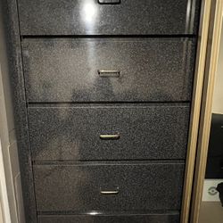 Queen Bedroom Set