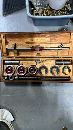 KR Wilson Cylinder Sleeve Tool Set: 60, 85, 95 HP Flathead Ford V8