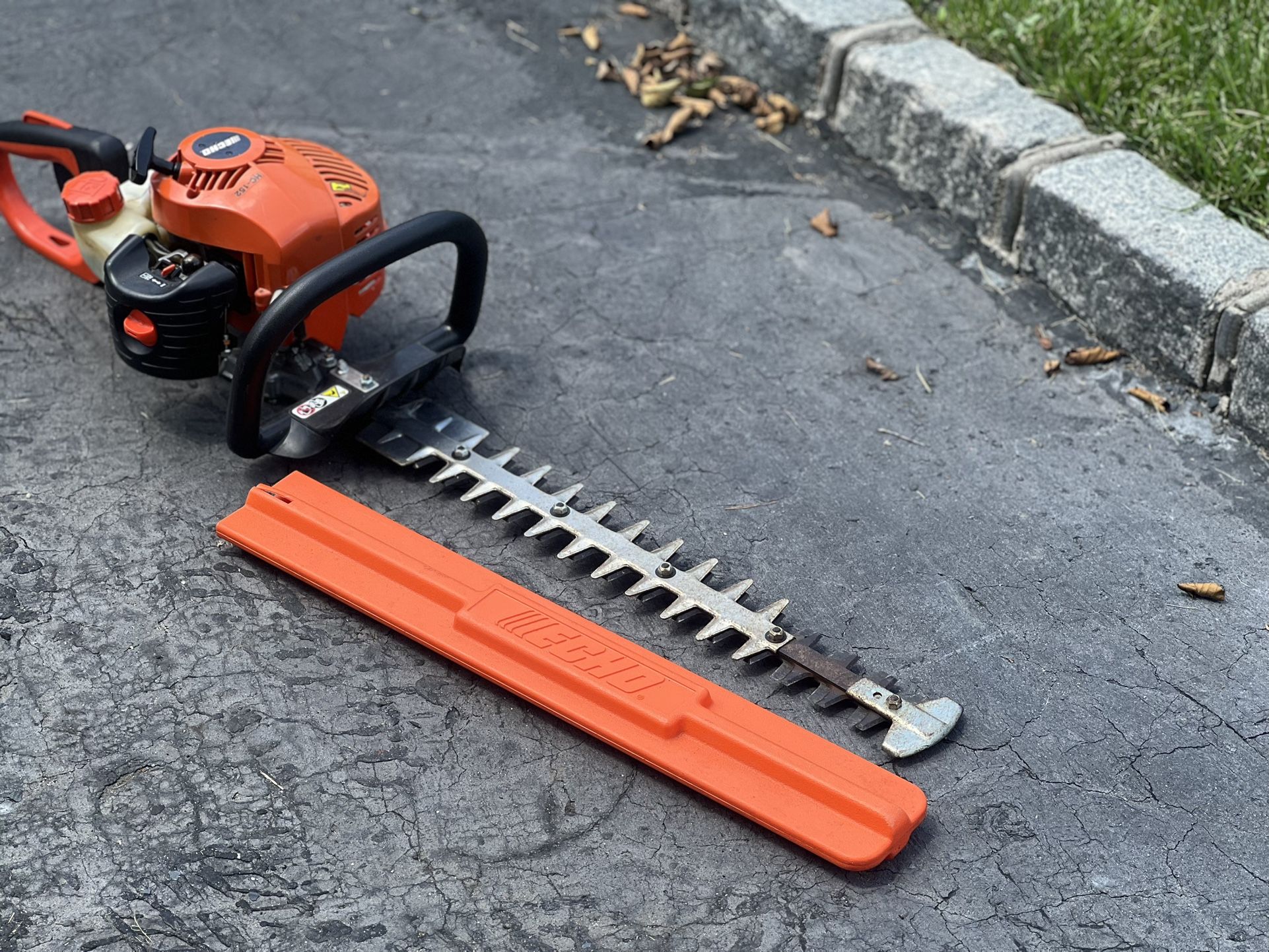 Echo Gas Powered Double Bladed Hedge Trimmer