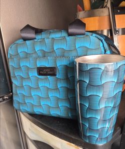 LUNCH  BAG  🎒  & DRINKING CUP