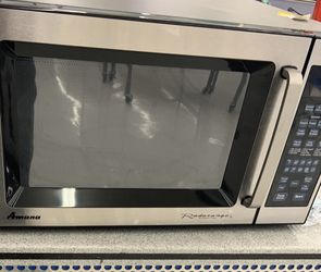 Amana Microwave
