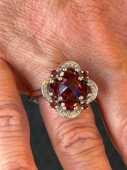 Mozambique Garnet Ring