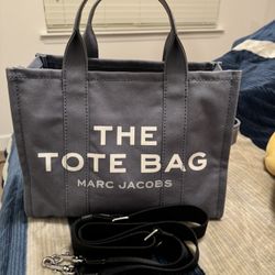 Marc Jacob’s Medium Tote Bag Blue