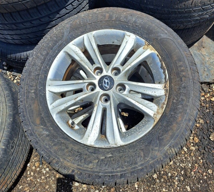4 Rims And Tires For Hyundai Sonata 2011-13 - All Parts Out