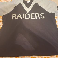 Raider Scrub Top 