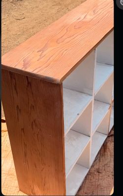 3 x 3 cubes shelf