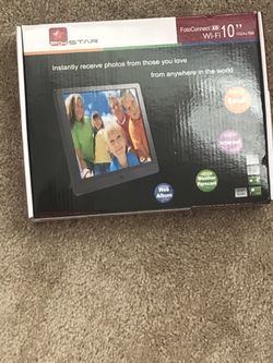 Pix Star 10” Digital Picture Frame