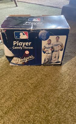 Dodger Comfy Throw Nib 48”x71”
