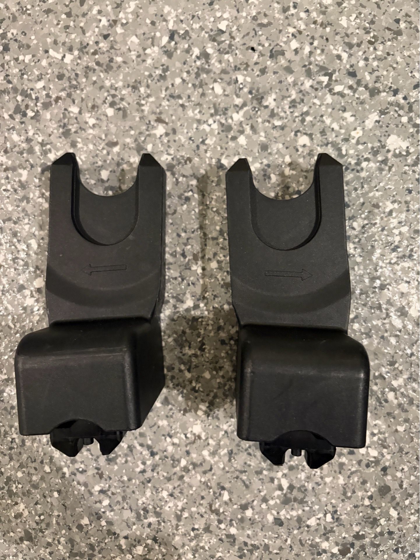 Mockingbird Car Seat Adapter for Cybex/ Maxi Cosi/Nuna/Britax (Updated Version), Black